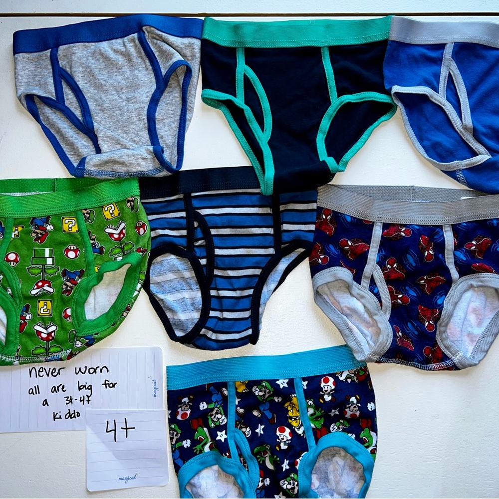 7 Boys’ Undies Set - Spider-Man & Mario, Sizes 3T to 5T Never worn